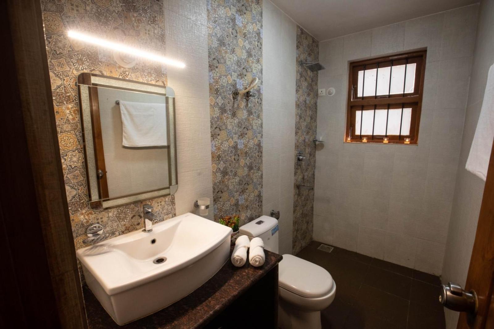 Thor Villa, 5bhk-private Pool-cook-caretaker Villa *